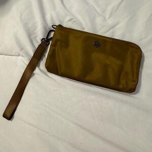 lululemon athletica Tan Toiletry Bag